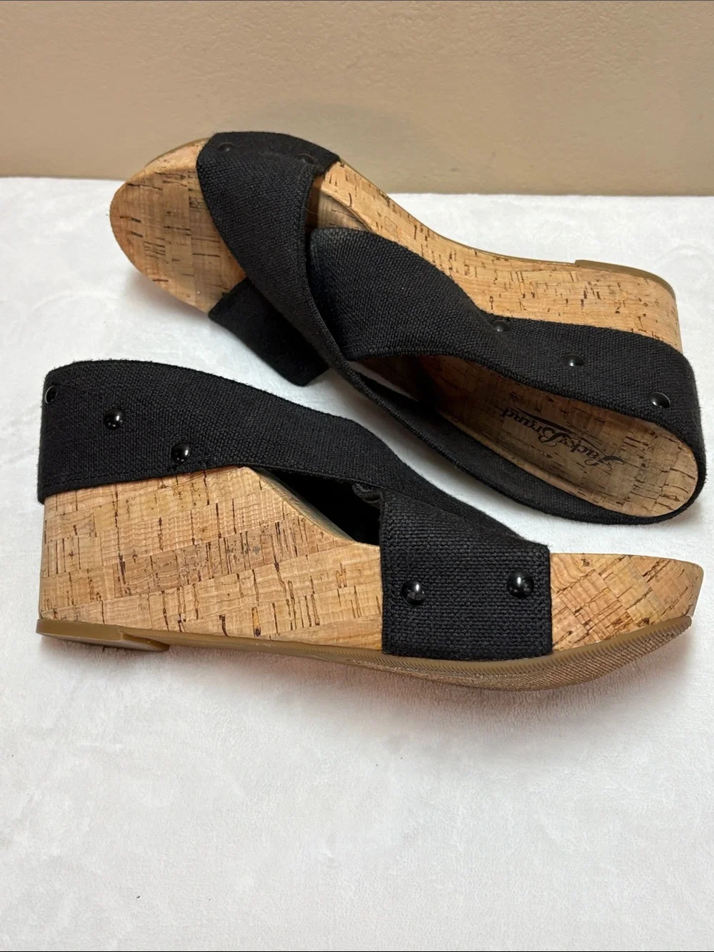 Lucky Brand Cross-Band Cork Miller Wedge Slide Sandals in Black, 9